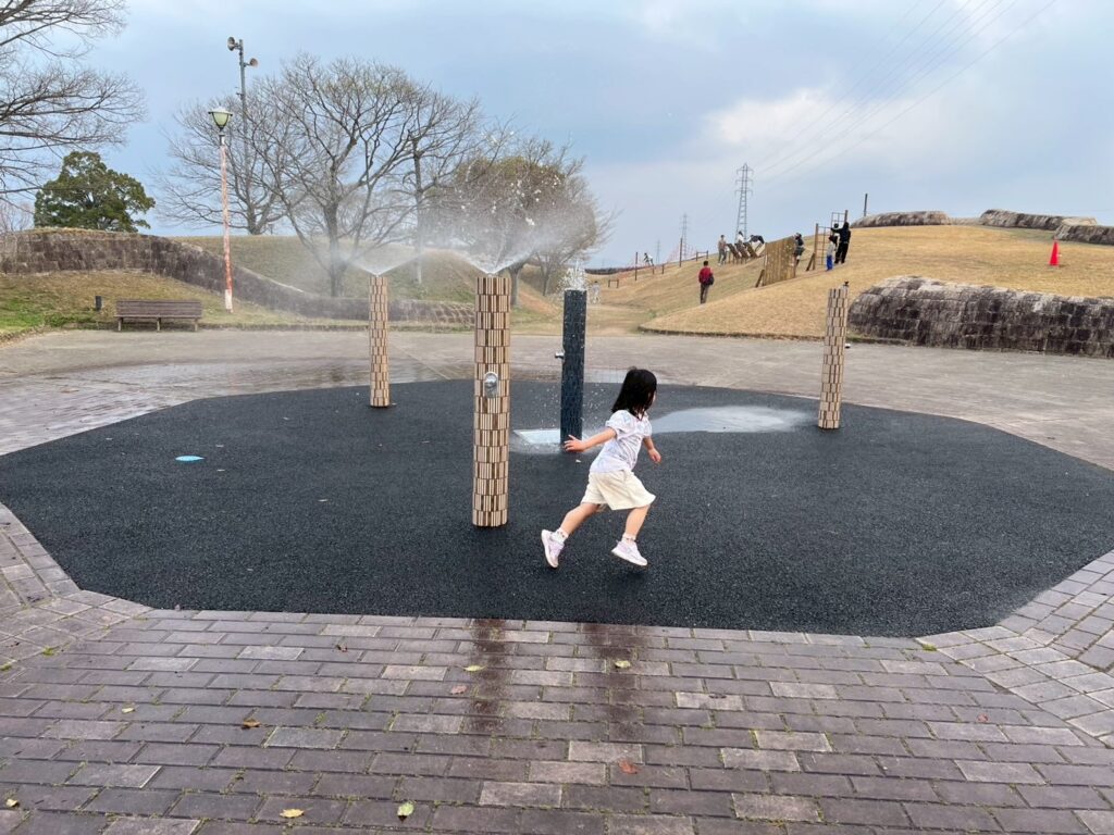 奈良県で水遊びができる公園、ともぱ!たわらもと